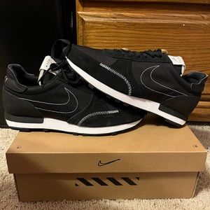 Black Nike DBreak size 10.
